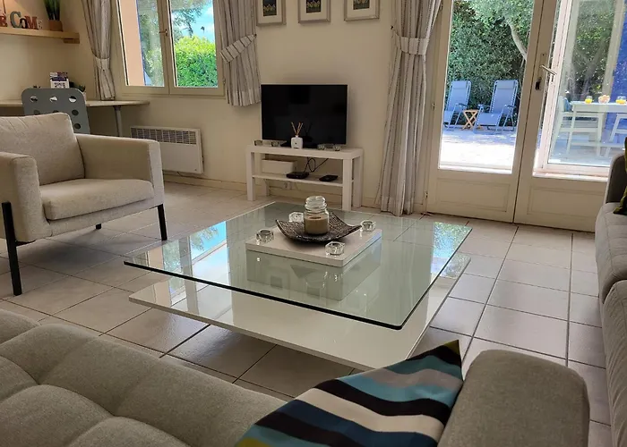 Villa In Saint-couat With Private Pool