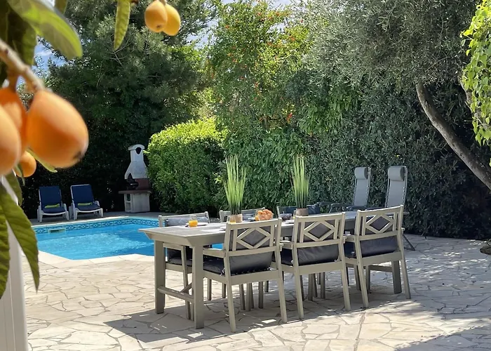 In Saint-couat With Private Pool * Saint-Couat-dʼAude